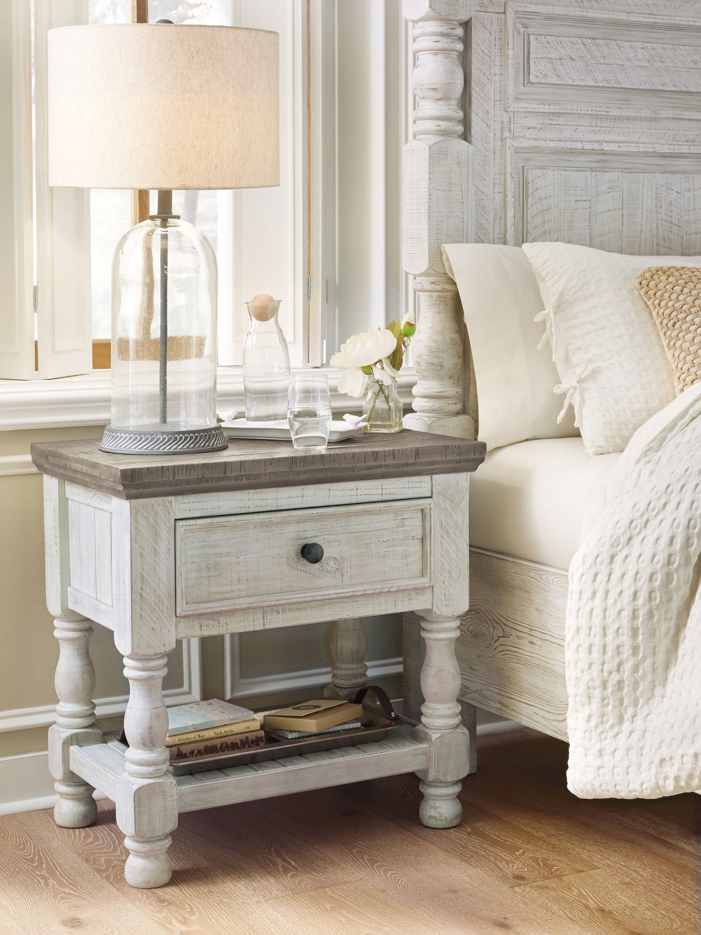 Havalance - One Drawer Night Stand - White / Gray